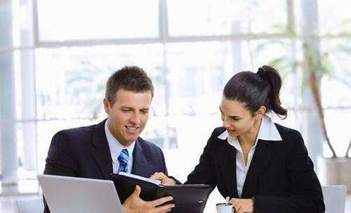 選擇陪同翻譯服務(wù)時(shí)都需要知道什么 知行翻譯公司總結(jié)了這些